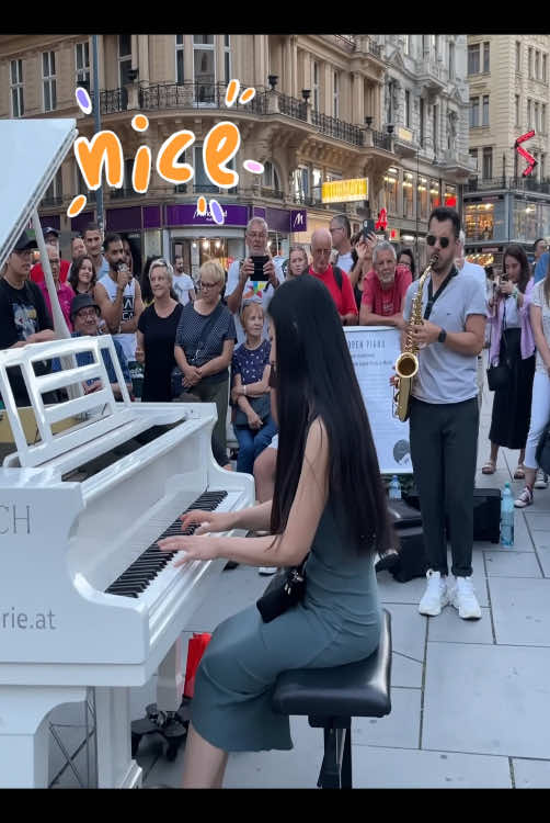 Saxophonist Joins Me - The Crowd Can't Stop Dancing - Piano Cover #music #piano #pianocover #public #boogiewoogie #csnpiano 