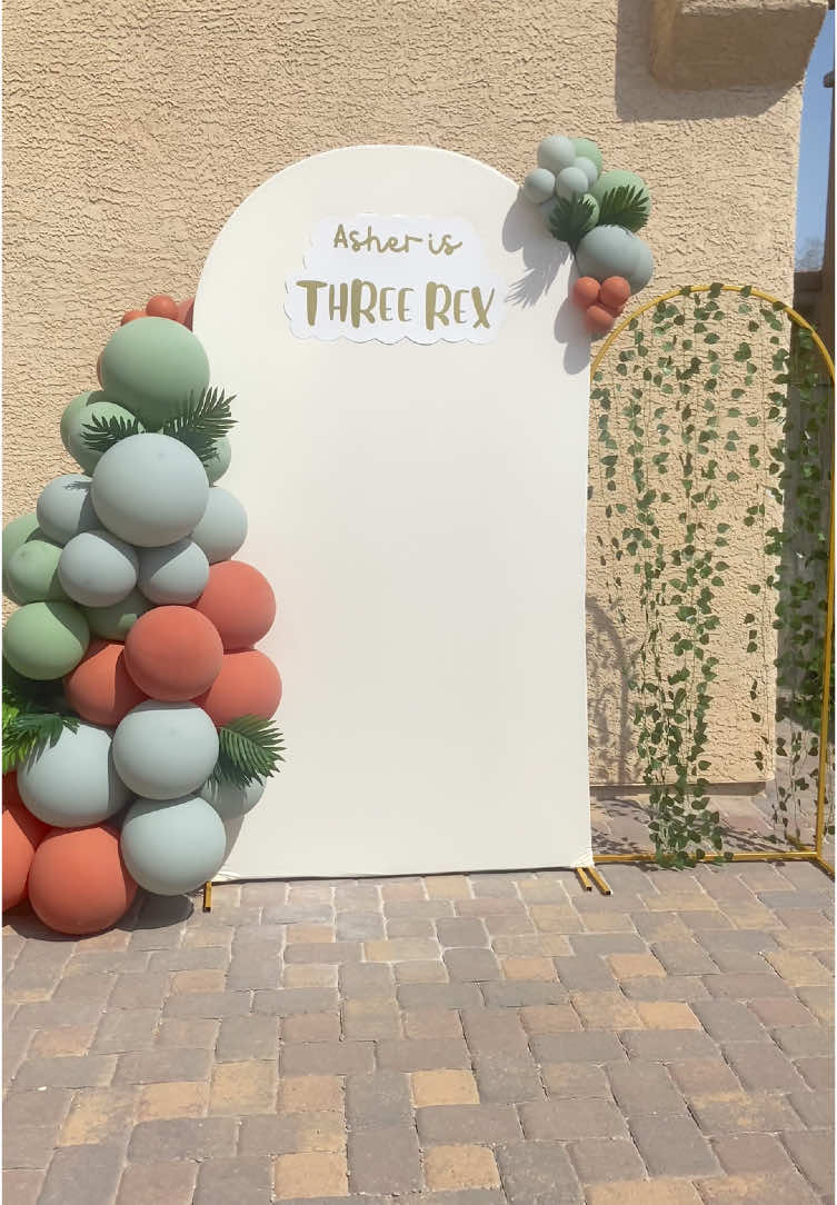 Loved being part of such a special day! 🦖 #threerex #birthdaydecor #party #balloons #balloondecor #backdroparches #backdropdecoration #balloongarland #balloonartist #balloontiktok #balloontutorial 