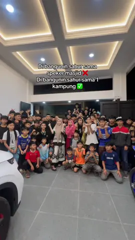 Selama bulan ramadhan gk pernah kesiangan soalnya yang bangunin sahurnya sebanyak ini 😭 terimakasih 🥰
