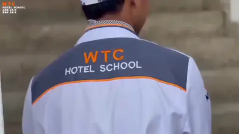 WTC hotel school 🧑‍🍳🫶 #viral #tiktok #trending #wayabatech #wayabatechnicalcollege #wtc  @itz_Toiz @> TEDDY| @ChAmiKa 📸 @Sathii 😫💓  #wayabatv 