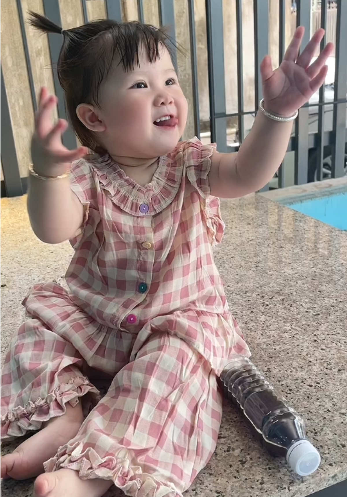 Mom sắm cho con 1 set nha 🥰#mebimsua #mebimreview #mevabe #nguyentuemannhi #setdoxinhchobe #thoitrangmevabe #setchobegai  @Mẹ Bốii  @Mẹ Bốii  @Mẹ Bốii 