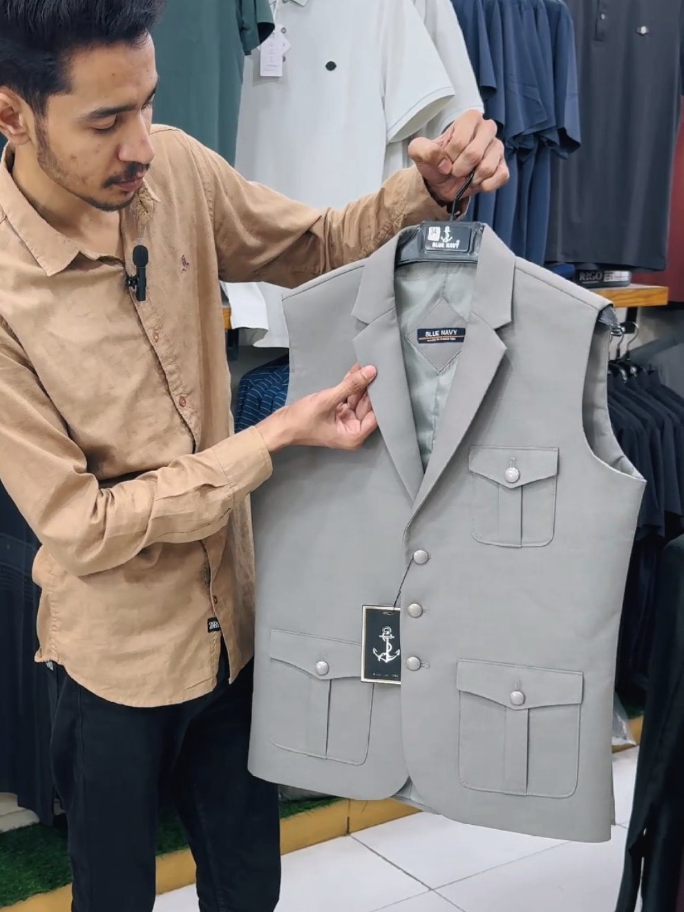 Premium waistcoat 💫🤍 #fashionhub_phalia #phalia  #mandibahauddin #menswear  #mensfashion #100k #trending #fyp #foru #foryoupage #viral 