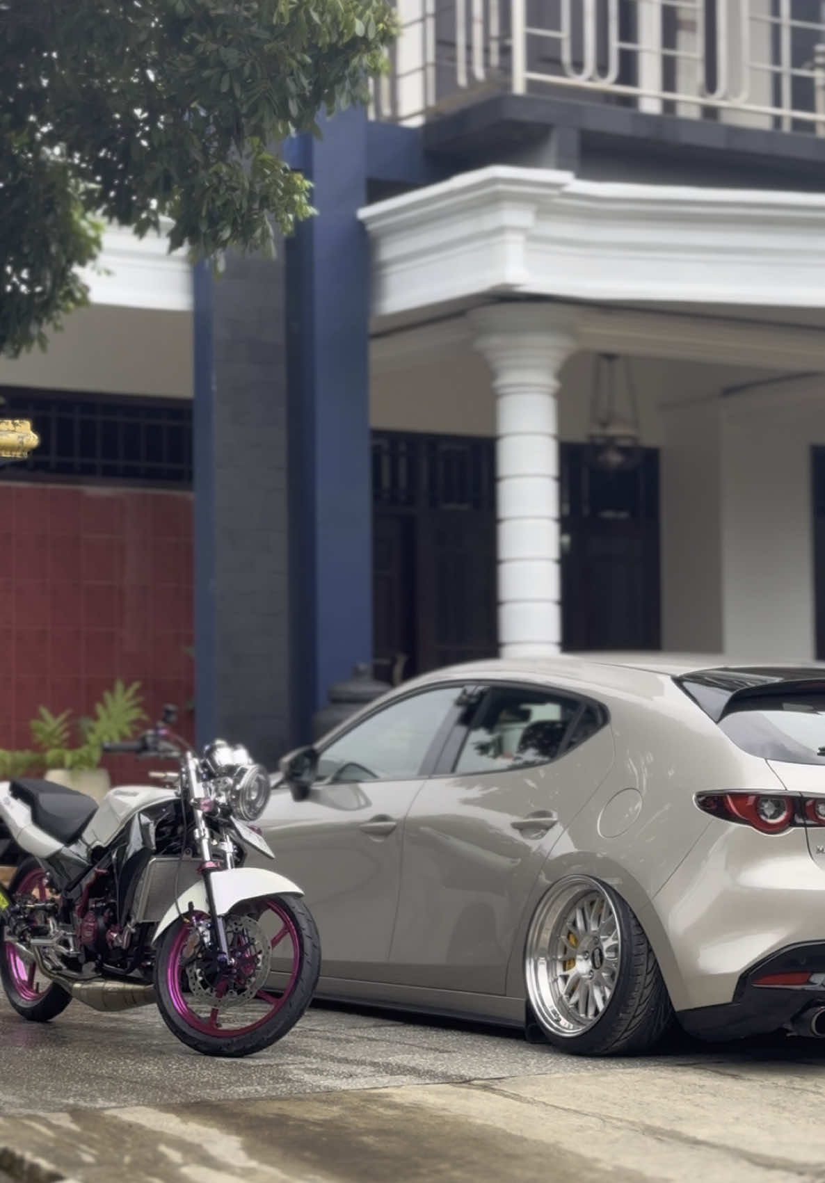 Minal Aidin Wal Faizin 🙏🏻 . . @NinjaSenyum . . #ninjass #mazda3 #2stroke #madeinjogja #pacitan24jam 