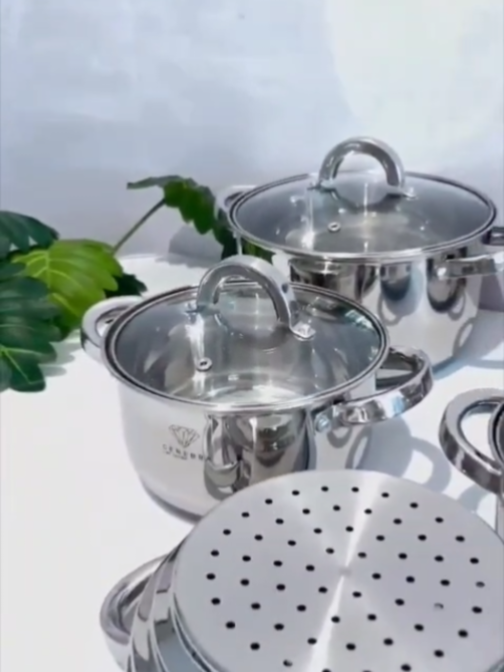 Jogo de Panelas 19 Peças Aço Inox Genebra + Acessórios com Fundo 9 Camadas para Indução ou Gás 😍🥰🤌🏻🫶🏻💎🔥#jogodepanelasbrinox #jogodepanelainducao #panelacomtampa #tampadevidro #jogodepanelaantiaderente #panelainox #panelasbrilhando #panelasbrinox 