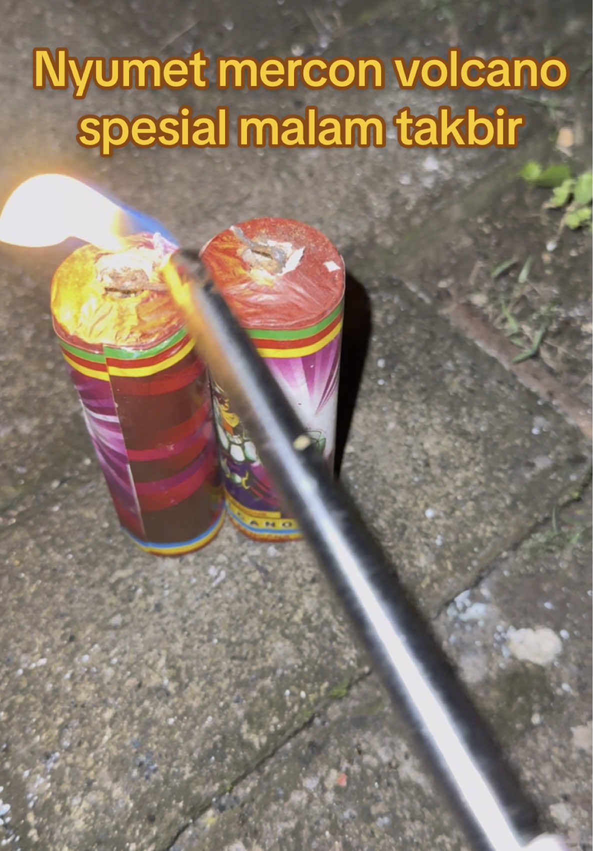 Nyumet mercon volcano spesial malam takbir idul fitri #petasan #mercon #takbiran #takbir #malamtakbir #ramadhan #lebaran #takbirkeliling #meme #video #view #viral #tiktok #tiktokviral #trend #trending #top #update #goviral #new #fyp #foryou #duet #foryoupage #wow #idulfitri #iedmubarak #happy #fun #funny #experiment #eksperimen #firework #firecracker 