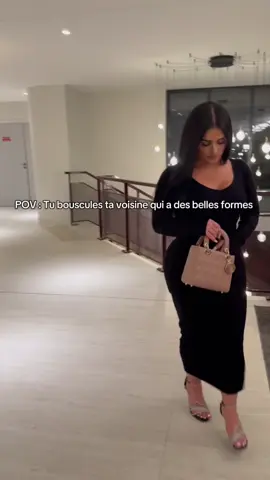 J’ai des formes et fière de les avoir 🙄🤞🏼
