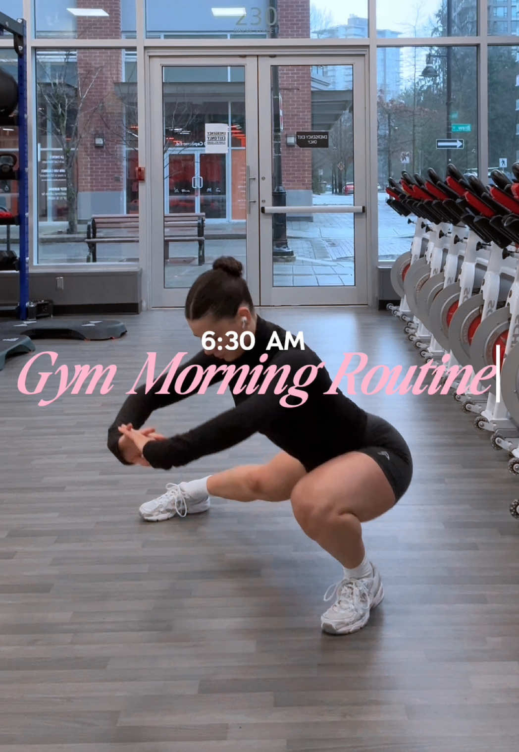 6AM PRODUCTIVE GYM MORNING ROUTINE🎧🖤🏋️‍♀️  Spend a productive morning with me! Get ready with me for the gym, leg day workout, and make a high protein smoothie bowl with me 💕 #morninginmylife #morningroutines #gymmorningroutine #productivevlog  #morningroutine #morningvlog  #aestheticmorning #timestampedroutine #productivemorningroutine #productivemorning #wellnessblogger #canadiancreators #wellnessmorning #6amclub  #gymmorning #morningworkout #CapCut   @EarthsOwn @Cactus Club Cafe @Oner Active @Nespresso 