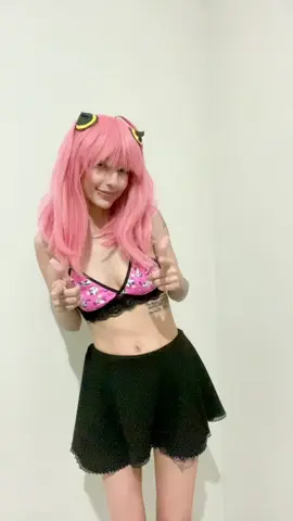 🥴 #cosplay  #anyaforger  #anyaforger 