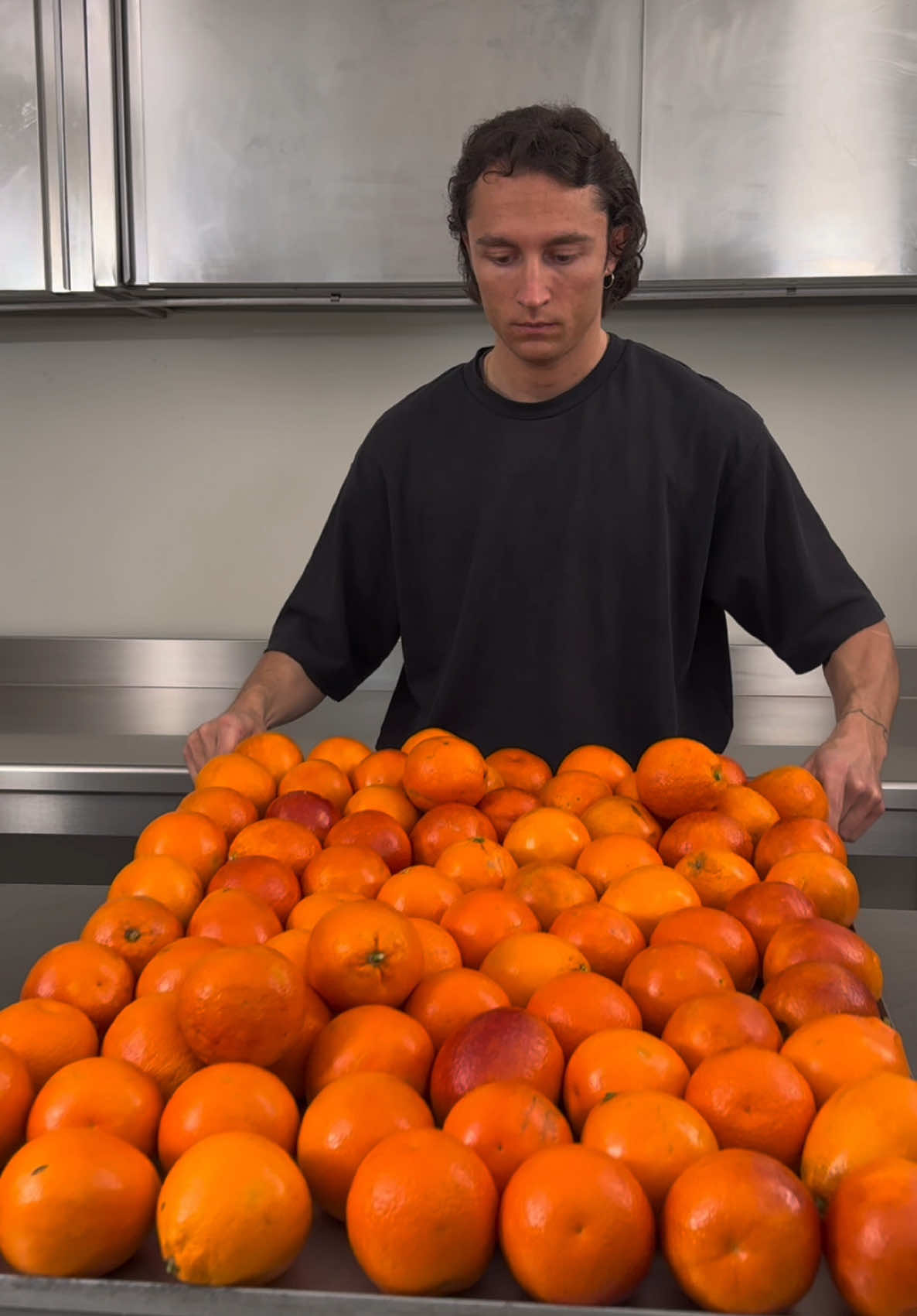 Tarocco babà 🧡 . . . #pastry #pasticceria #italia #dessert #dolci #patisserie 