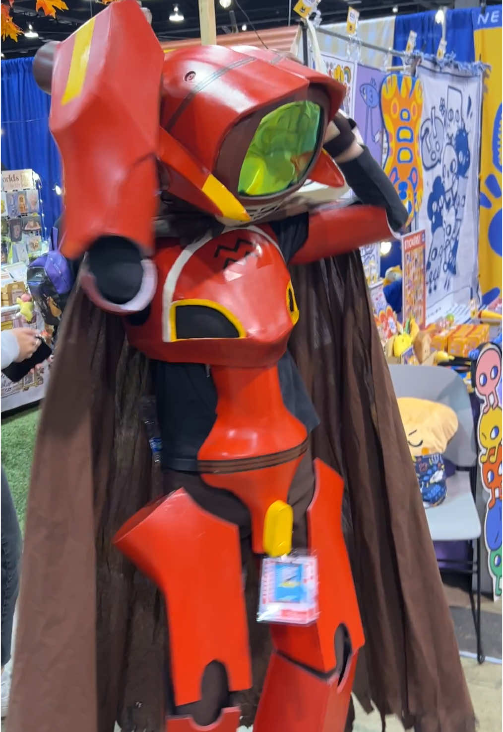 HELLO SLIME. If I left my left arm at home by accident… would you be mad at me? Nuh uh 🫶 #flcl #canti #flclcosplay #canticosplay #wondercon 