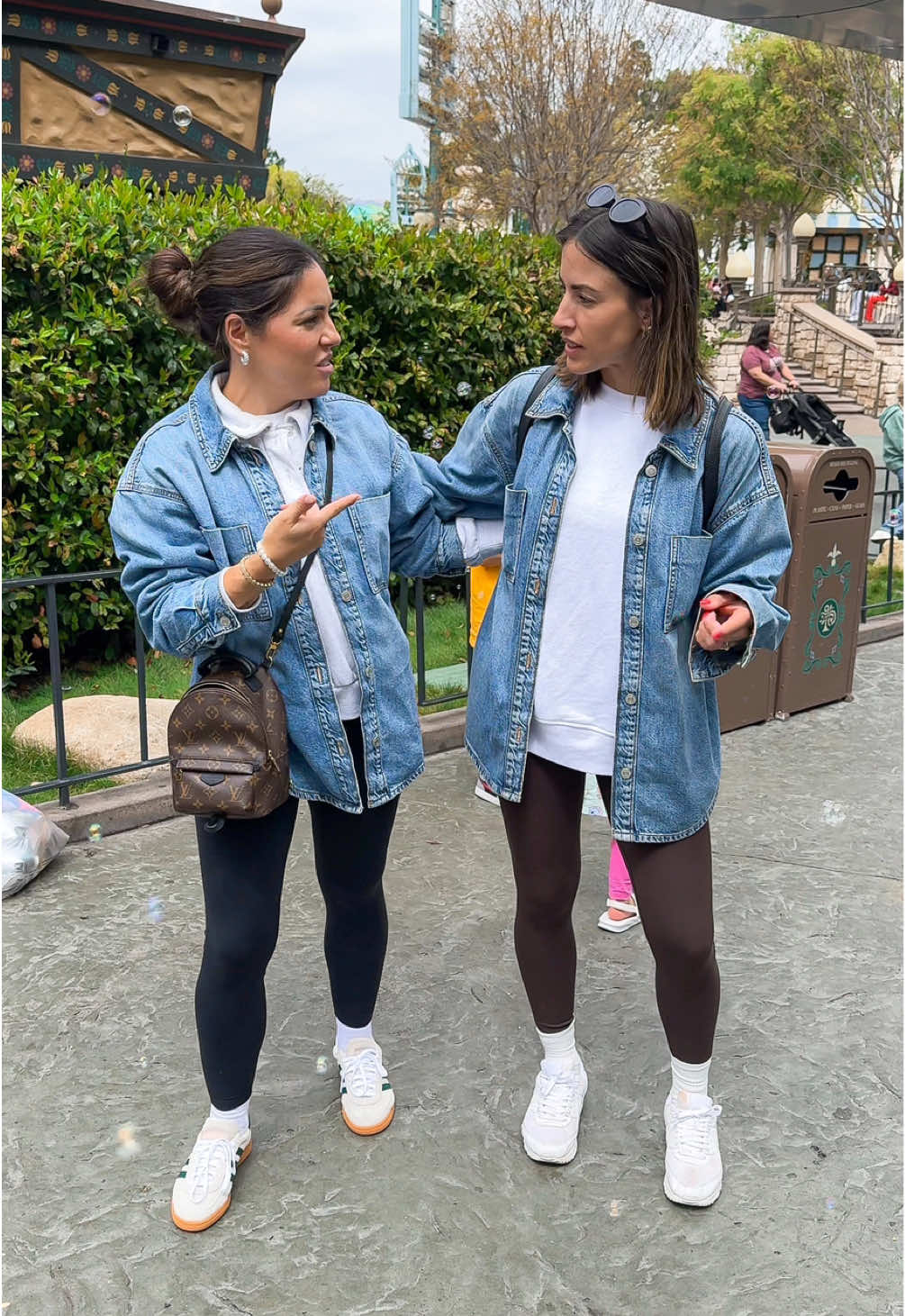 Send to the person you accidentally twin with 👯‍♀️  We kept showing up in veryyyy similar outfits, you’d think it was planned hahah. The end is a joke, we loved it 🫶🏻 @D Y N A M I T E 
