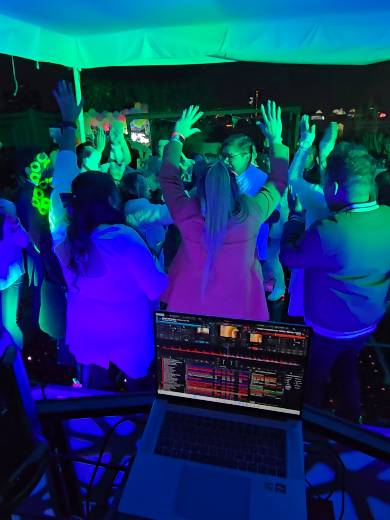 dj para tu fiesta.. estas buscando dj contactame pongo de todo y para todos. 🫡🎧🎚🎛🎤🫡 #dj #djs #djversatil #djopenformat #djmexico #djsmexico #djgratis #djparaxvaños #djxvaños #dj15años #djpara15años #djbodas #djparabodas #djfiesta #djfiestas #djparafiestas #djprofesional #djantro #vdj #audio #iluminacion #audioeiluminacion #iluminacionyaudio #fiesta #party #partytime #discoteca #antro #bar #salondeeventos #sociales #parati #fyp #fypシ゚ #destacame #destacametiktok #vira #viril #musica #electronica #reggeton #baile #bailar #pistallena #batucada #horaloca #relajo 