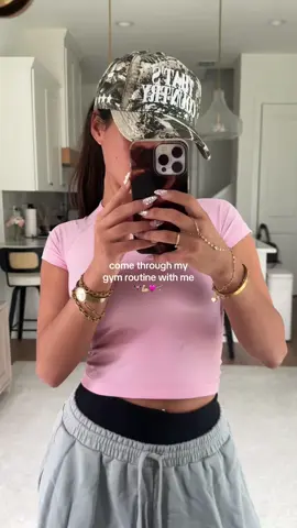 LEGS, ABS, & TREDMILL ROUTINE🤍 each set legs 4x10, each set abs 4x20 1 min hold plank at end, walk an hour on tredmill || OUTFIT: sweatpants from: @Gymshark Women @Gymshark, hat from: @shescountry, shoes: linked on my ltk, top&bag: amazon #gym #gymroutine #comewithme #gymvlog #legday #womenslegday #workout #Fitness #wellness #alaninu @Alani Nutrition #motivation #Vlog #gymvlog #workingout #selenagomez 