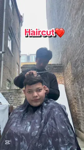 If you want a haircut in affordable price contact @Binaya_stha🫀🐺 #haircut #nepaliinuk🇬🇧🇳🇵 #internationalstudent #amitpoudel #eastaihohami #london #allaboutamit #uk🇬🇧 #jobsinuk #barber #hairstyle #viral #fypシ゚ 