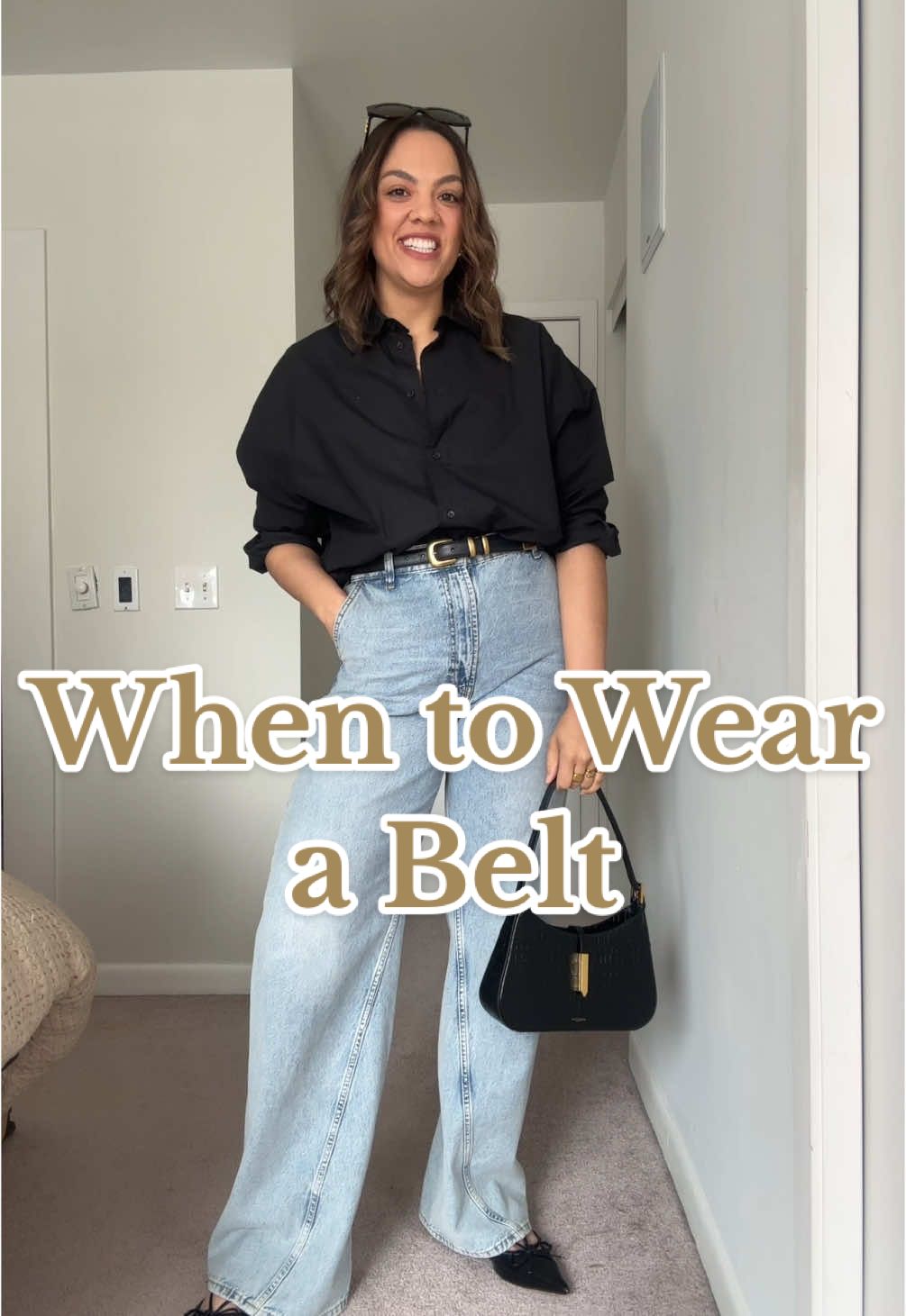 Replying to @heatherhaleriggs When to wear a belt vs. when to not wear a belt when styling your outfits! #fashiontiktok #stylingtips #whentowearabelt #beltstyling #stylingtips #size8style #size10fashion 
