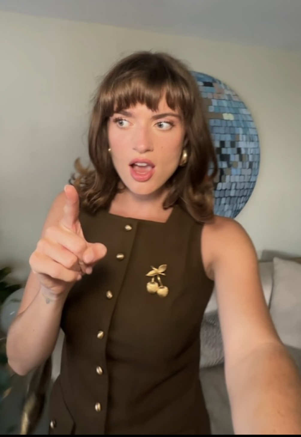 Maybe we’ll meet at a bar 🍒 #janetjackson #someonetocallmylover 