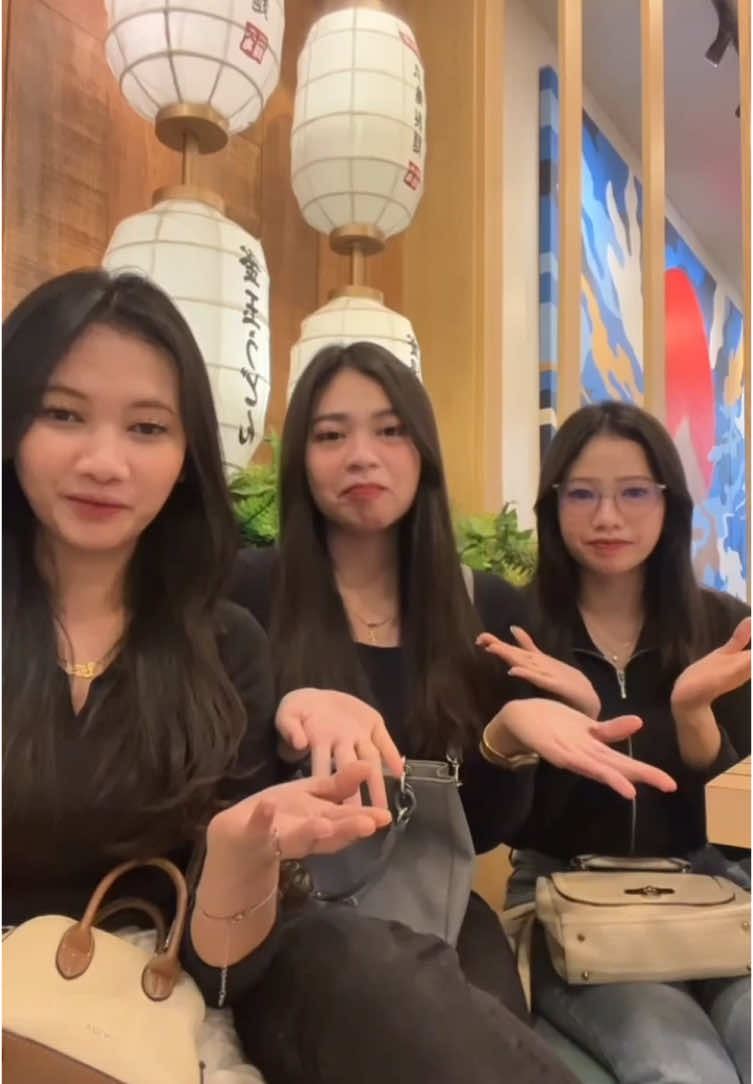 rawrrrr🧟‍♀️