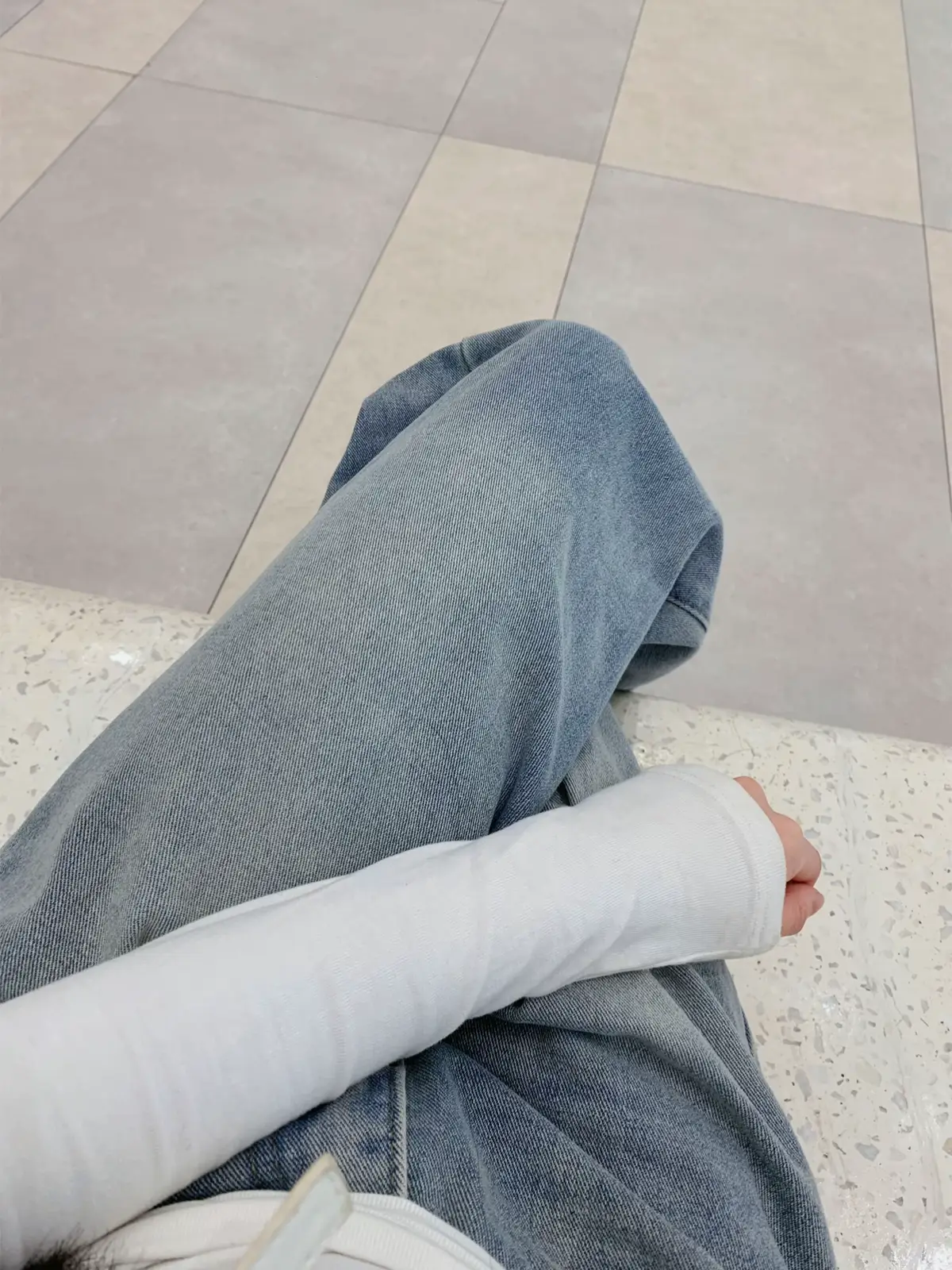Nếu bạn thực sự là ngoại lệ. Người nóng tính sẽ hoá dịu dàng. Người bận rộn sẽ dành thời gian. Người đào hoa sẽ xem bạn là duy nhất🩶