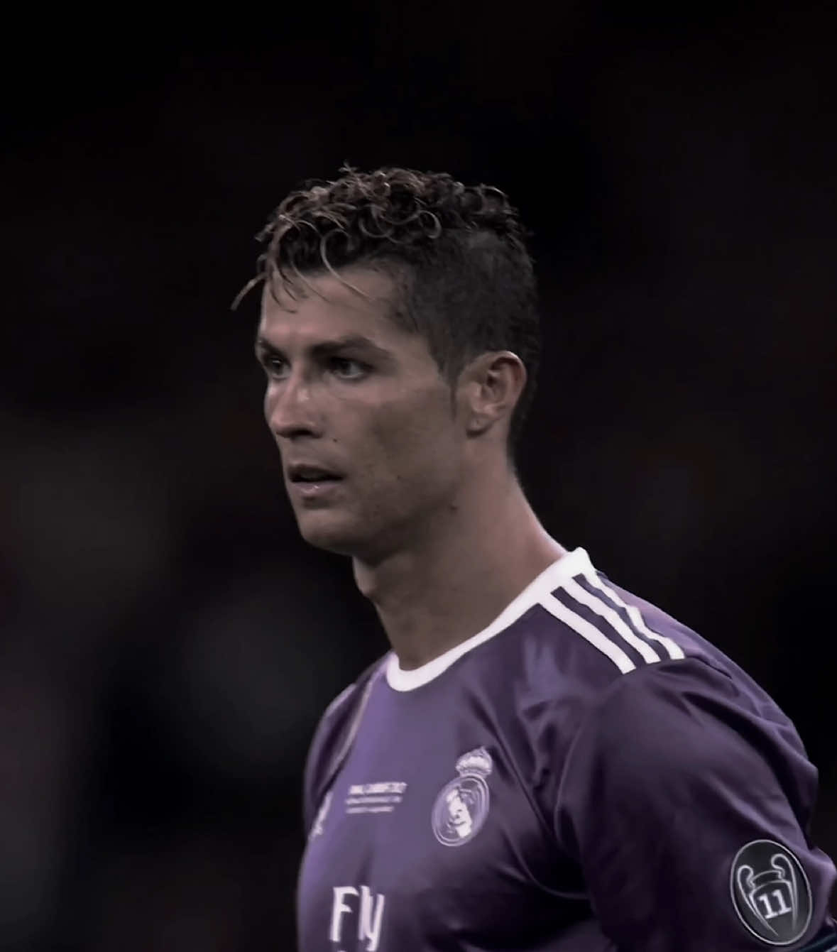 Cop this jersey 👆🏽 | #cristianoronaldo #cr7 #ronaldo #fyp #foryoupage #ronaldoedit #viral #futbol #vibe 