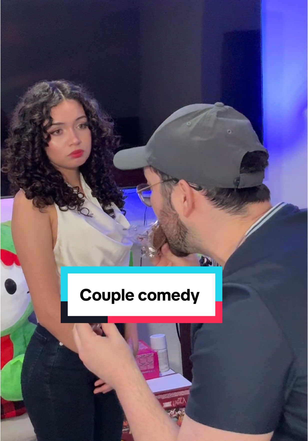 Ella quería @Yisus🎀 #couplegoals #couplecomedy #coupletiktoks #fyp #comedy 