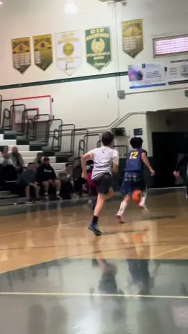 Ademeba USA All Star Game⭐️🏀 - Boys 12U - March 30, 2025 - Schurr High School (Montebello, CA) . . . #ademeba #ademebausa #fiba #fibabasketball #youthbasketball #and1 