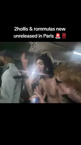 @tvnit 2hollis & rommulas perform new unreleased song at the @Elysee Montmartre in Paris, France 🔥‼️#2hollis #rommulas  #2hollistypebeat #hyperpop #fyp 