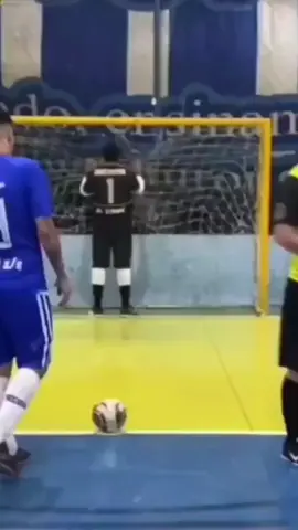 When you’re forced to play in goal! 🧤🤣 🎥: adostoquesfutsal / IG #football #footballtiktok #goviral #footy #Soccer #soccertiktok #4u #trendingvideo #sporf #futbol⚽️ #futebolbrasileiro #fifa #fut #golazo #goal 