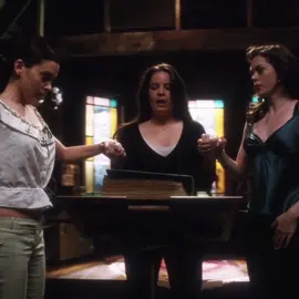 The Power of Three #pourtoi #foryou #fyp #viral #edit #charmed #charmededit #pouvoirdestrois #powerofthree #charmedones #piperhalliwell #phoebehalliwell #paigematthews #badass #powerful #witches #halliwellsisters #aura #ogryzek 