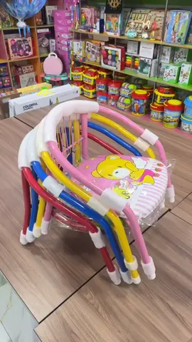 🚨 Diversão garantida para os pequenos com essa cadeira infantil de metal com buzina! 🚴‍♂️ Conforto, segurança e muito estilo para as brincadeiras. Quem mais tem um mini piloto em casa? 👶❤️  Com preço acessível. O ID: BNZ-ZAL-HNU caso queira link só pedir nos comentários  Siga @_mimosmaternos para mais achadinhos para seu bebê e dicas de como gastando pouco comprando na Shopee! 😉✨ #BrincadeiraSegura #DiversãoParaCrianças #EstiloInfantil 
