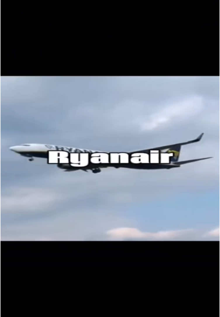 Ryanair 💪🏾 #fvp #avion #airplane #foryour #pourtoiii #boeing #b737 #ryanair #edit #funk #elargir #wide #aviation #aircraft 