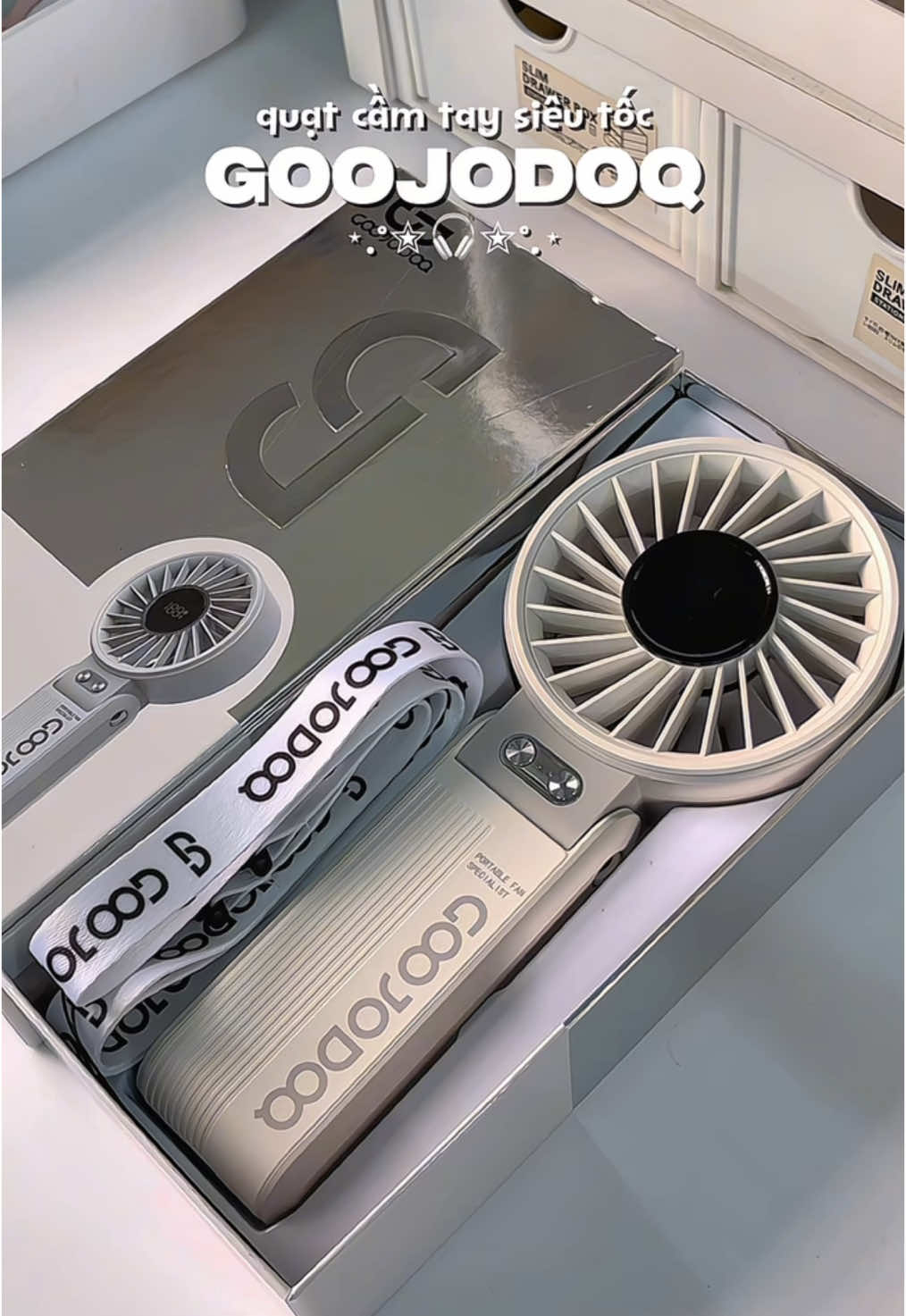 Hè đến gòi phải thủ sẵn 1 em quạtt #unbox #unboxing #quatcamtay #quatcamtaymini #quatcamtaytichdien #quattichdien #quattichdienmini #goojodoq #foryou #fyp #viral #trending 