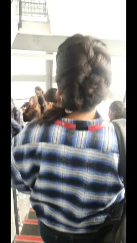 Class ko bichma fire alarm bajepaxi... filmhall bata niskeko vid jasto dekhdo raxa #falsefirealarm #uclan #preston #uk #foryou #fyp #art_ey #university 