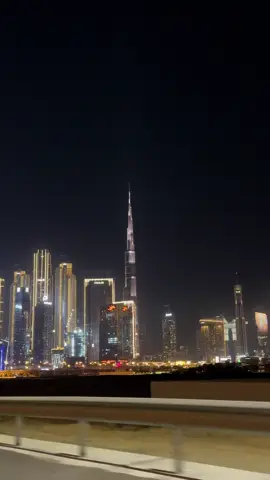 Always on top #dubai #burjkhalifa #fyp #uae #gataonly 