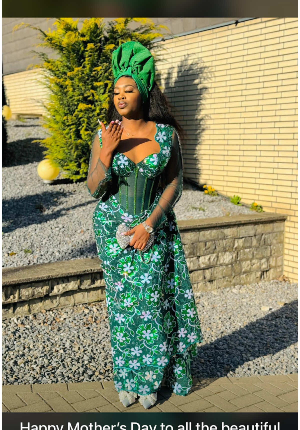 #tessapparel #beninfashiondesigner #fashiondesigner #lacestylesforwedding #clientlove 