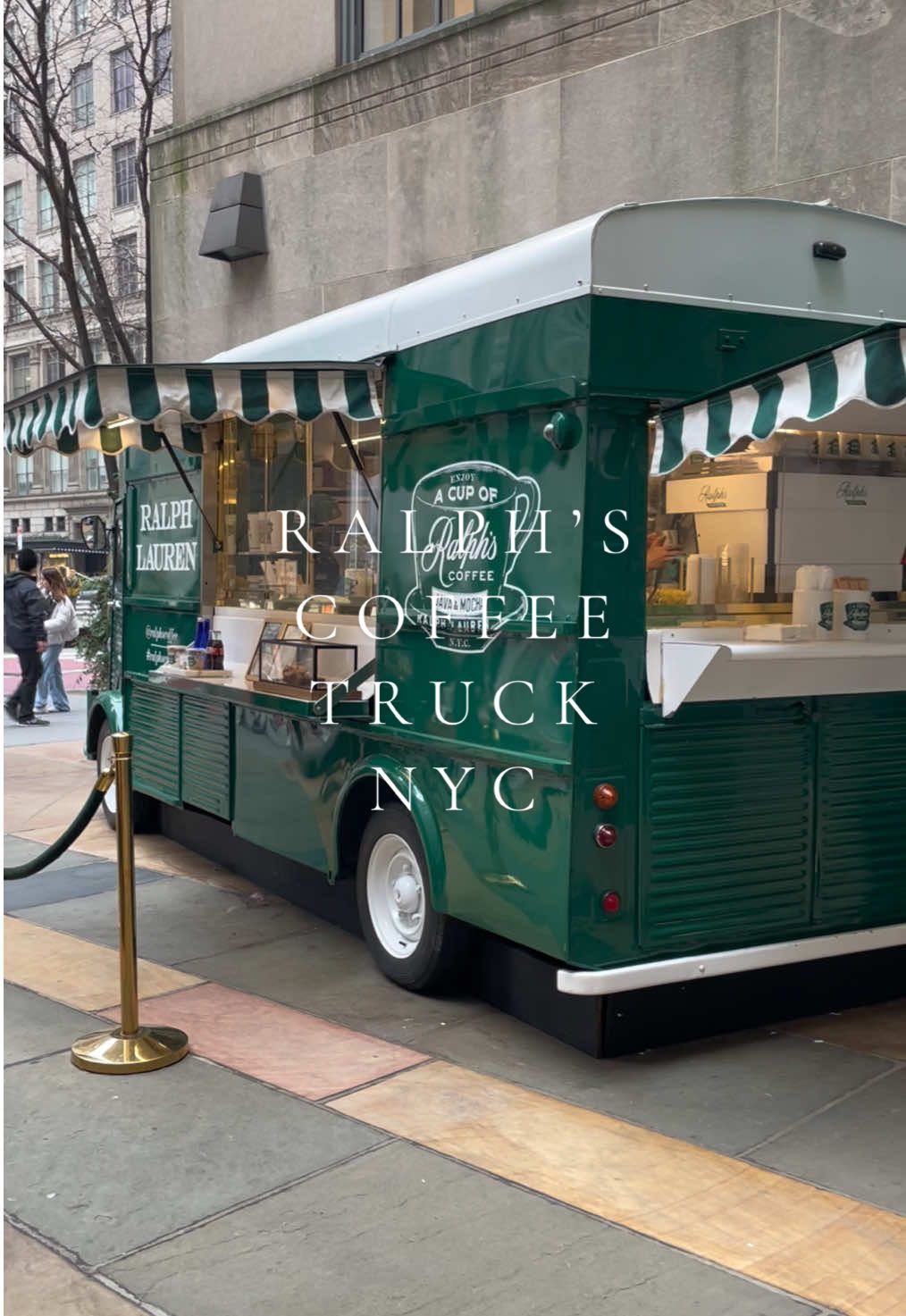 The little Ralph’s Coffee truck was sooo cute 🥹 Next stop is the coffee shop ☕️🤍 #ralphscoffee #ralphlauren #coffee #newyorkcity #ny #nyc #neutralaesthetic #ralphlaurenaesthetic #fyp #fypage #creatorsearchinsights 