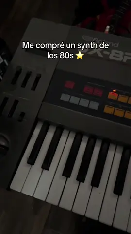ROLAND JX-8P                          neta q hermosura de synth, una joya de 1985 #producer #synthtok #beatmaking #musicproduction #novaflp #tainy 