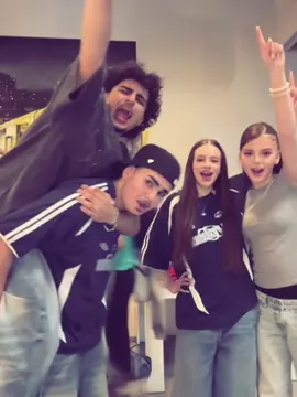 #CapCut #capcutmodelo #fypシ゚ #modelocapcut #fy #viralcut #modeloscapcut #foryou #trend #foryoupage 