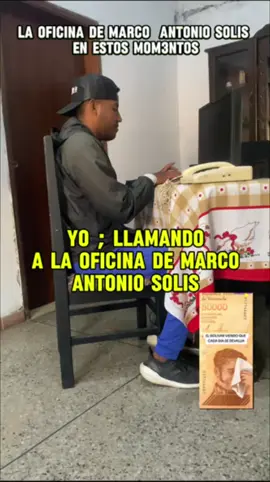 Mientras tanto en la oficina de #marcoantoniosolis  El dolar nos tiene loco verdad jajajaj  Capitulo 2 en la oficina  #dolar #dinero #dolares😂💵💲💲 #venezuela #humor #comedia #risa #chiste #marcoantoniosolis 