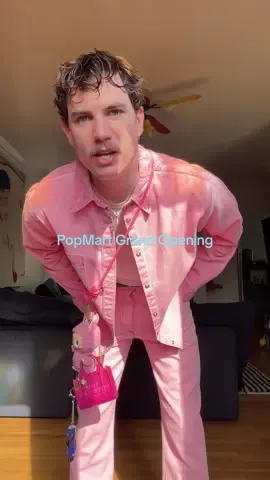 thank u @POP MART US can I come to more please @Edie Parker @marcjacobs 