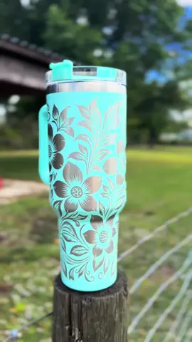 2 Dozen Roses 🌹 💐 #wildflowers #western #trending #fyp #engravedgifts #engravedtumblers #highlight #90scountrymusic 