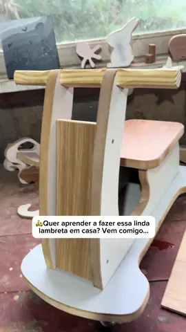 Agora mostrando o gabarito bem detalhado pra fazer sem enrolação 😉 Não esquece de me marcar ou mandar pra mim a sua versão dessa linda lambreta 🥰🥰 #dicademarcenaria #marcenaria #marcenariacriativa #gabarito #lambreta #FeitoÀMão #ArteEmMadeira 