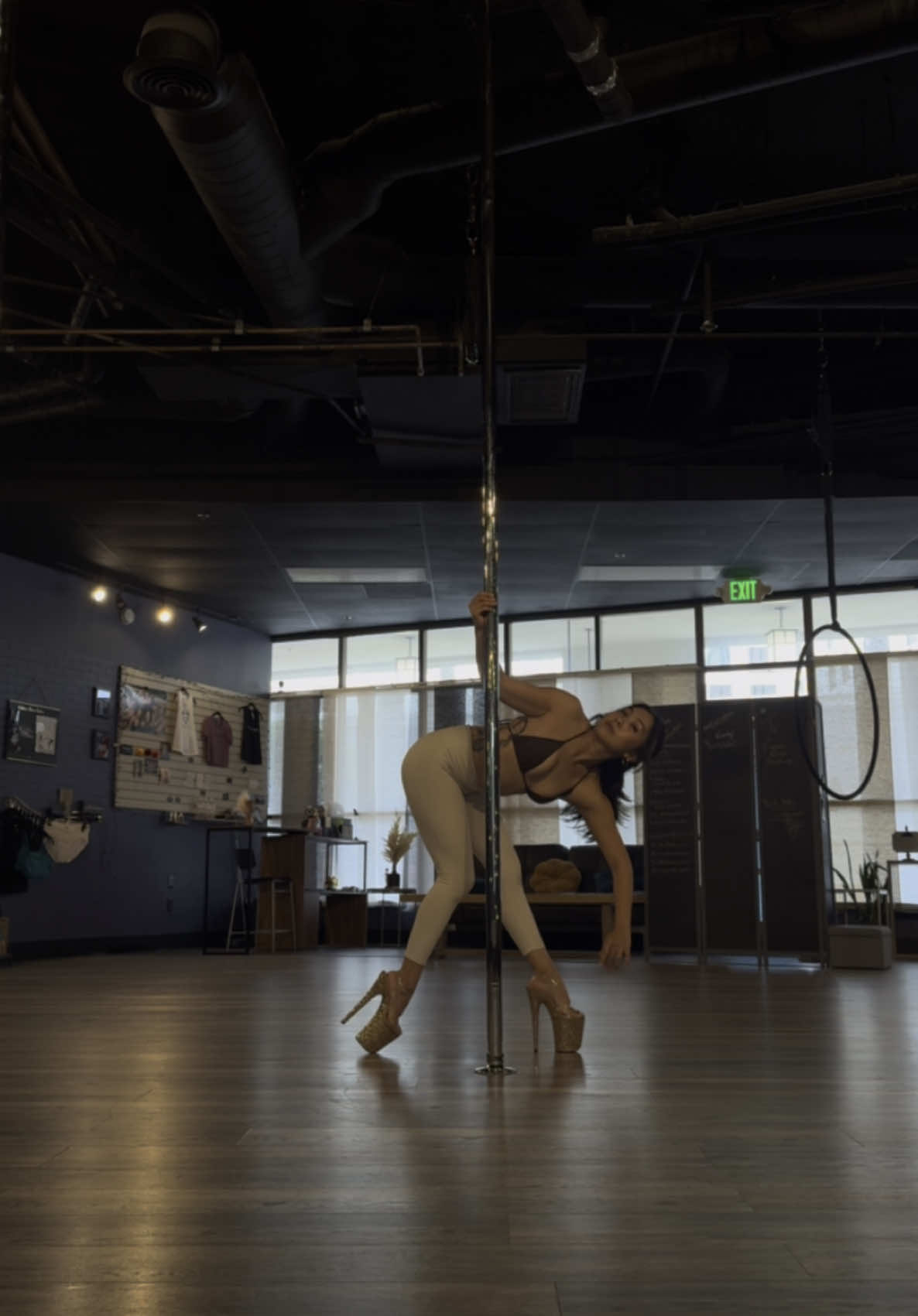 #fyp #poledance #polefairy #exoticdance #intermediatepole #polesport 