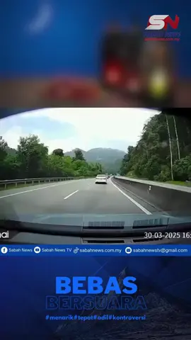 #KemalanganLoriTerbang Video dari dashcam mangsa ‘Lori Terbang’, 3 maut & 4 cedera termasuk wanita & kanak-kanak. Kejadian berlaku Lebuh Raya KL-Karak pada 30 Mac 2025. Hati-Hati di Jalan Raya semuanya. #SabahNews #fyp #viral #beritatiktok #trendingvideo 
