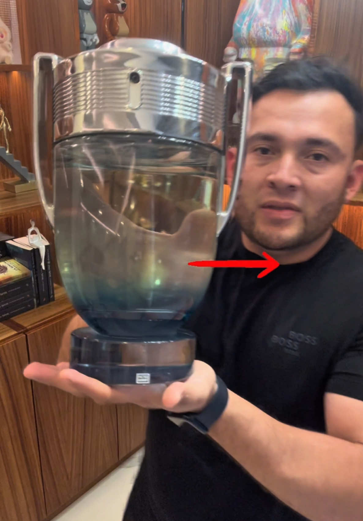 Perfumes gigantes ##paratiiiiiiiiiiiiiiiiiiiiiiiiiiiiiii##viral##humor##perfumes##tijuana##perfumetiktok##perfumesimportados