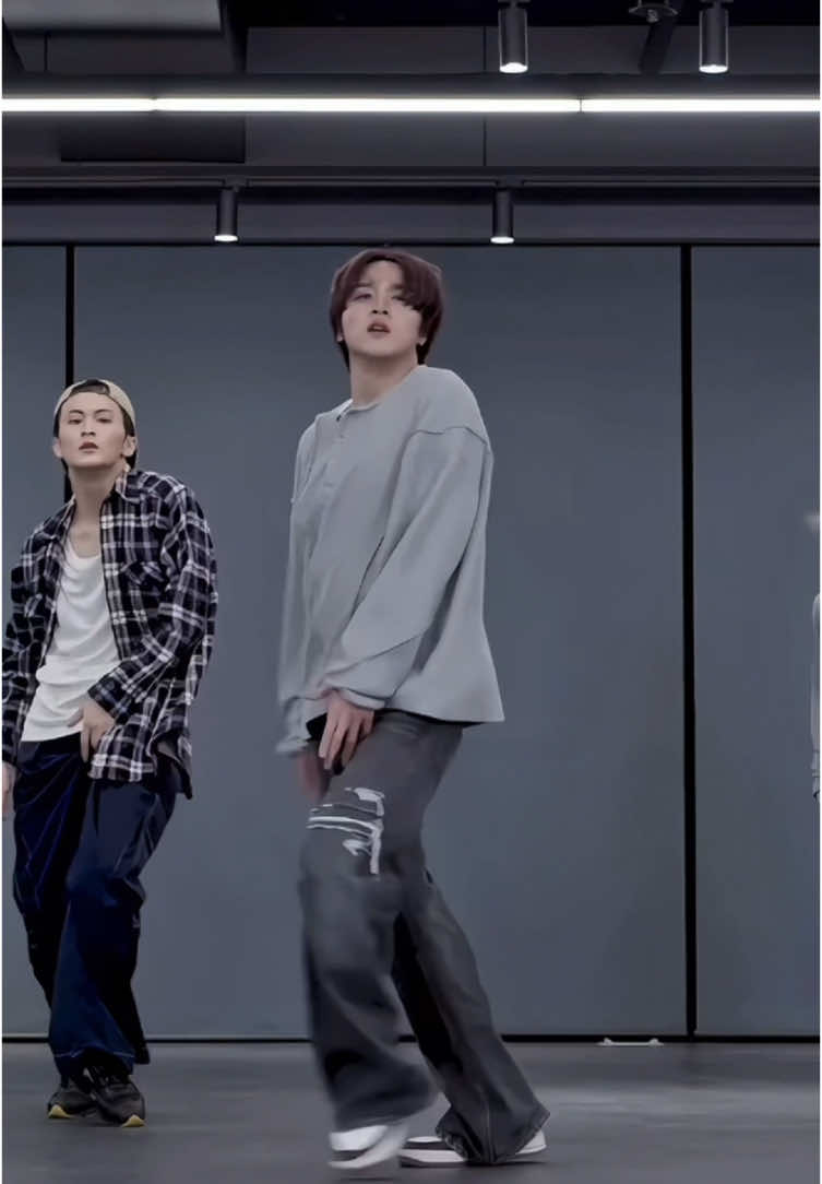 +82 Pressin' Dance Practice (Haechan Focus). YUHUUUU!!! #haechan #leehaechan #nct #nct127 #nctdream #fyp #markhyuck #dancepractice #fypシ 