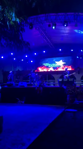 #Delpalenque #pavel #alegresdelbarranco #fiestaprivada ✌🏼