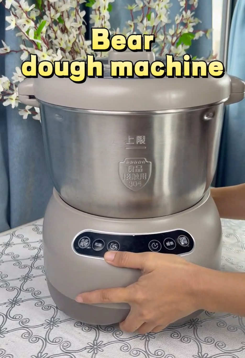 Bear Dough mixer 7L capacity napakadami na pwede mo magawa#bear #bearphelectric #doughmachine #checkoutnow #fypシ゚viral🖤tiktok #checkoutnow #checkyellowbasket😇🙏🧺#fyppppppppppppppppppppppp 