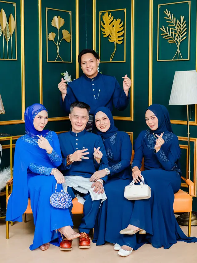 @ZOEY1994  photographer & studio.