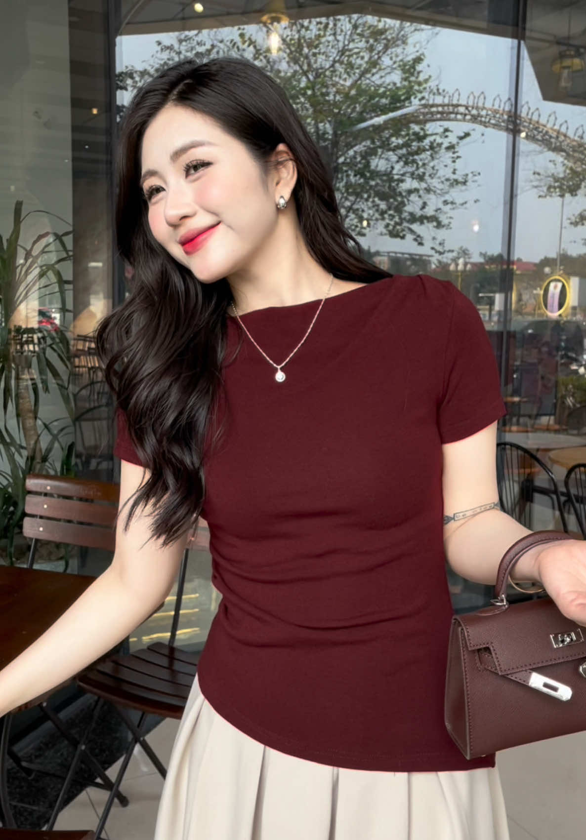 Phông nhún đỏ điệu đà xinh xắn cho nàng diện mùa hè !  ##xuhuong##thoitrangnu##evalover##phongnhuneo