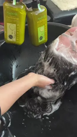 Bà nào tóc đang bị khô xơ hư tổn thì mua ngay cặp gội xả bơ bưởi dành cho tóc gãy rụng Hachi này nha!!!#hachi #Hachi #daugoihachi #daugoithaoduoc #daugoithiennhien #daugoitrigau #giaugoi #xuhuong #viral #trend #trending #xuhuongtiktok 